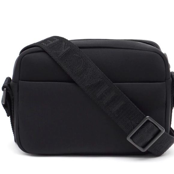 Thacker Neoprene Black Cocoon Camera Crossbody Bag EUC Ret $98 - Picture 2 of 10